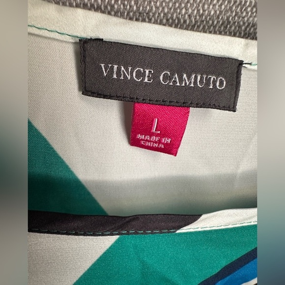 Vince Camuto Women's Geometric Top - Black, Blue, Green size Large - Picture 2 of 7